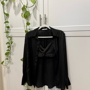 Elegant Black Blouse with Bow Detail
